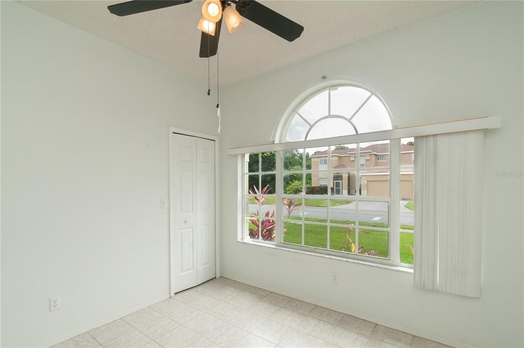 For Sale: $475,000 (3 beds, 2 baths, 1661 Square Feet)