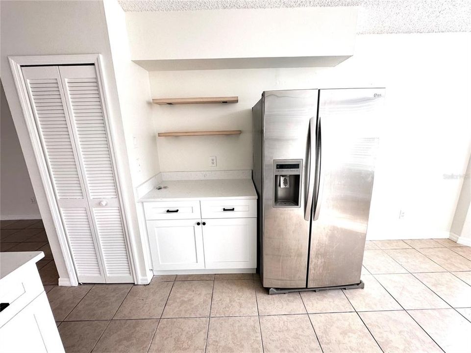 For Rent: $2,599 (3 beds, 2 baths, 1404 Square Feet)