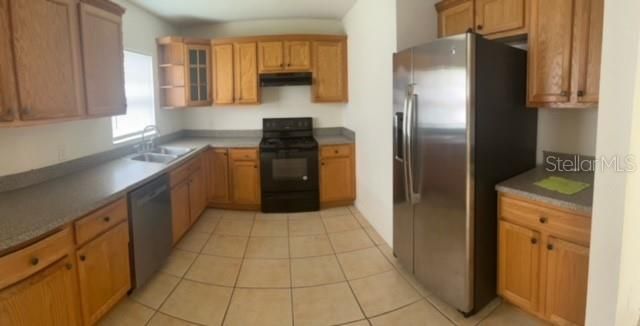 For Sale: $249,900 (3 beds, 2 baths, 1278 Square Feet)