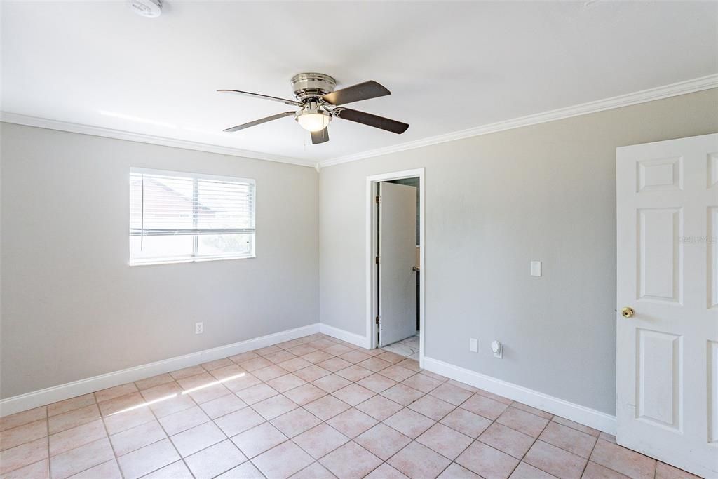 For Sale: $340,000 (3 beds, 2 baths, 1200 Square Feet)