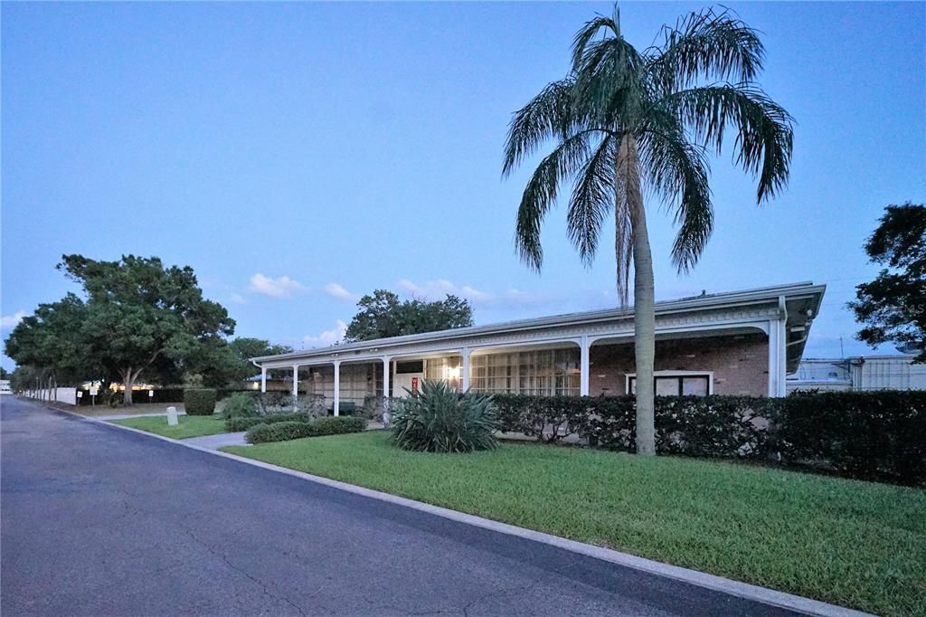 Entrance to Clearview Oaks