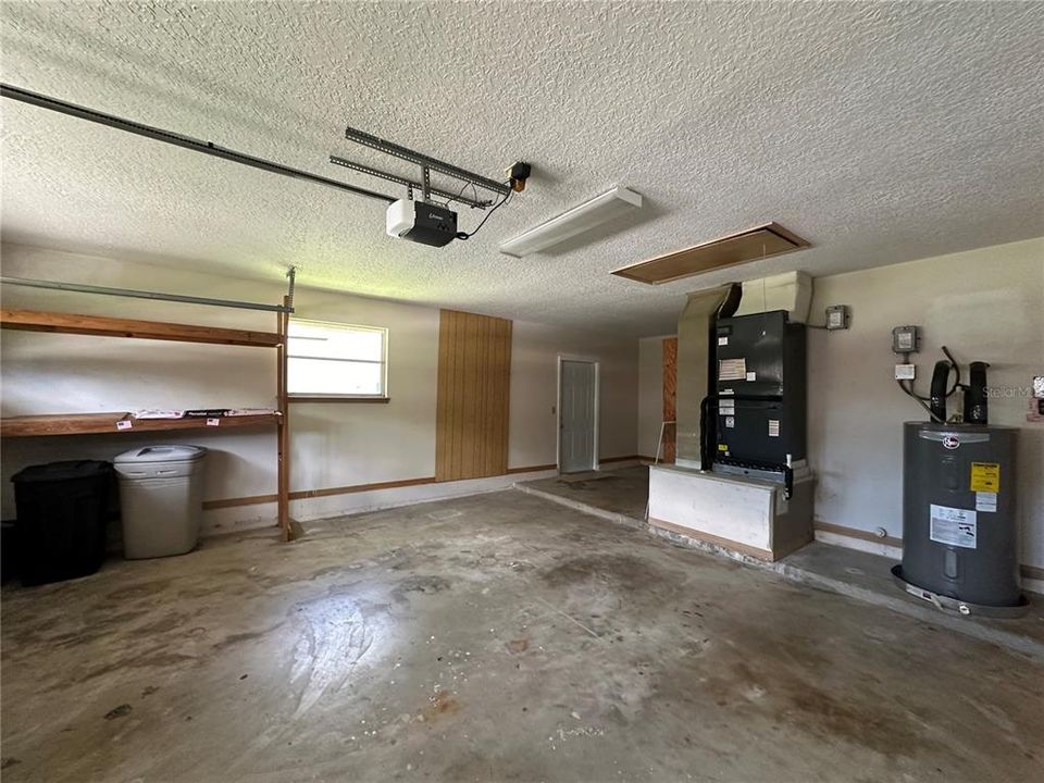 For Rent: $3,300 (4 beds, 2 baths, 2430 Square Feet)