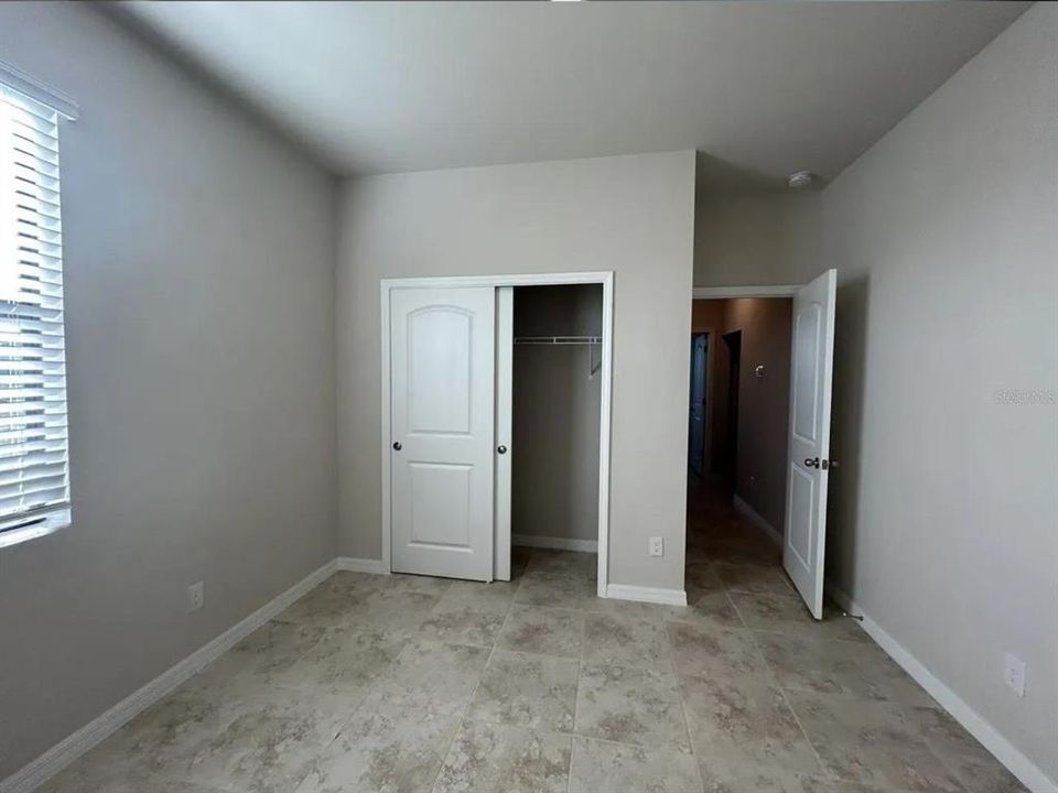 2nd Bedroom and closet