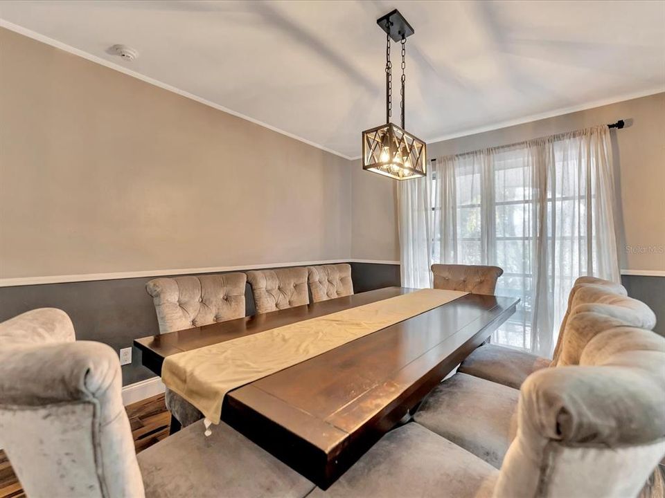 For Sale: $840,000 (4 beds, 2 baths, 2287 Square Feet)