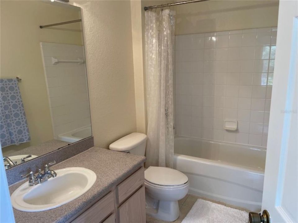 For Rent: $1,900 (2 beds, 2 baths, 1080 Square Feet)
