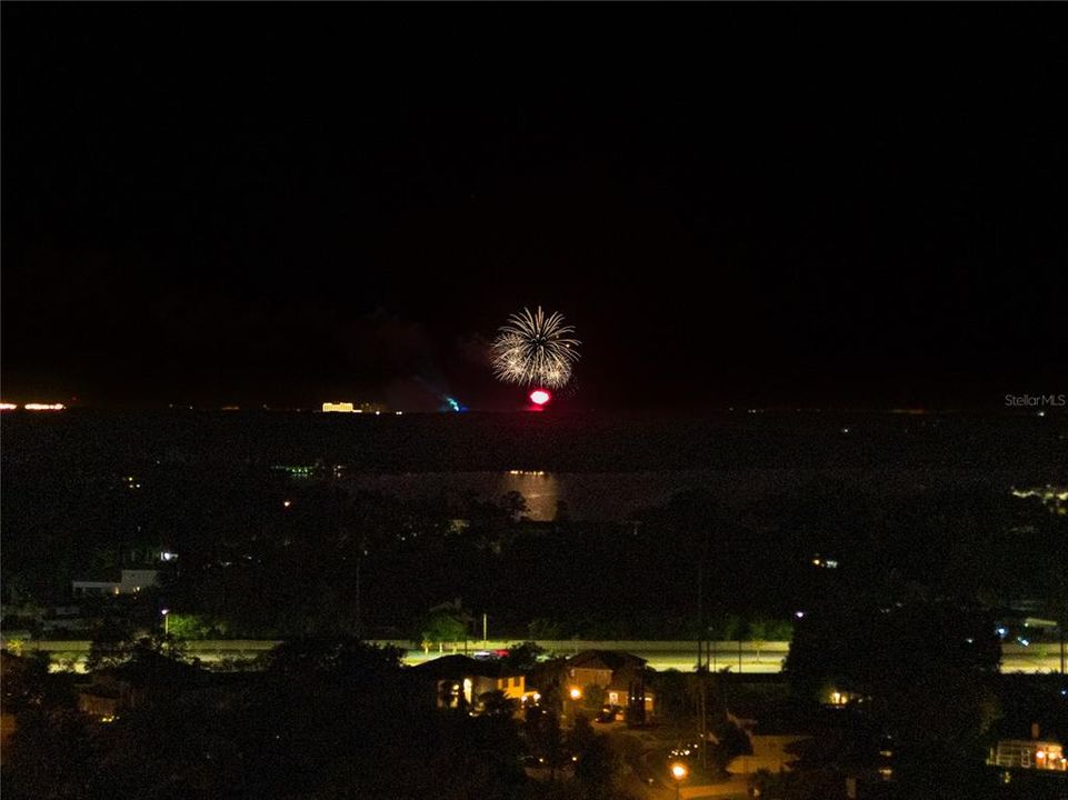 DISNEY FIREWORKS FROM THE HOUSE!!