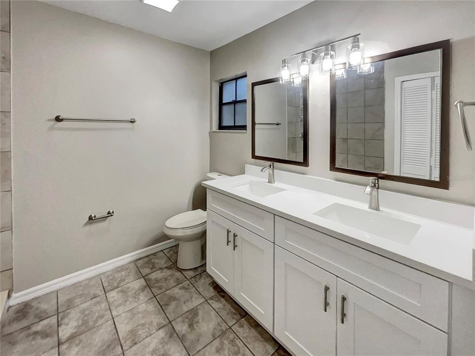 Active With Contract: $446,000 (4 beds, 2 baths, 2084 Square Feet)