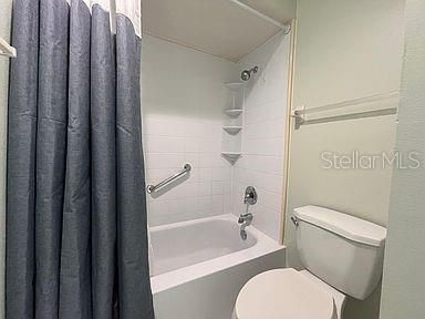 Active With Contract: $1,700 (2 beds, 2 baths, 948 Square Feet)