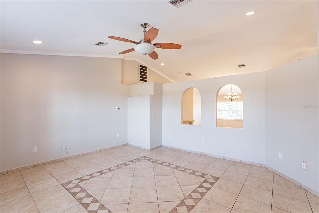 For Sale: $330,000 (3 beds, 2 baths, 1866 Square Feet)