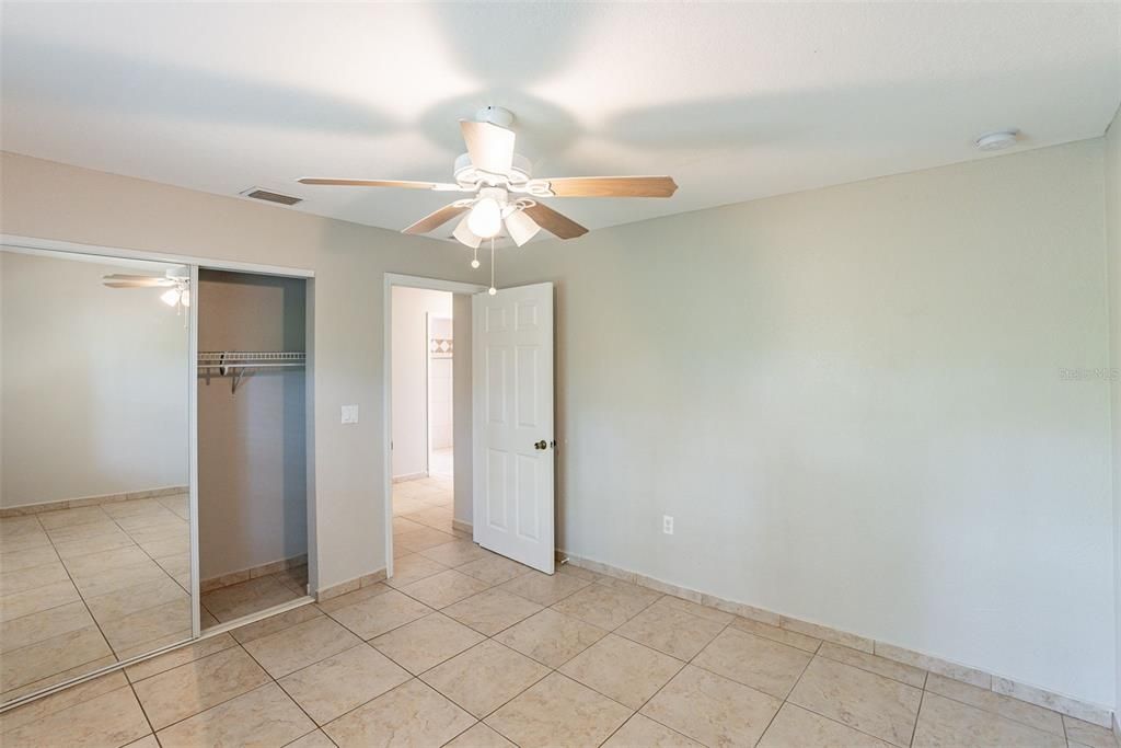 For Sale: $330,000 (3 beds, 2 baths, 1866 Square Feet)