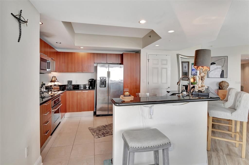 For Sale: $479,000 (3 beds, 3 baths, 2079 Square Feet)