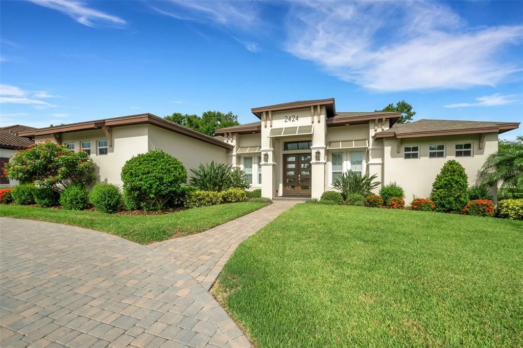 For Sale: $1,050,000 (4 beds, 3 baths, 2914 Square Feet)