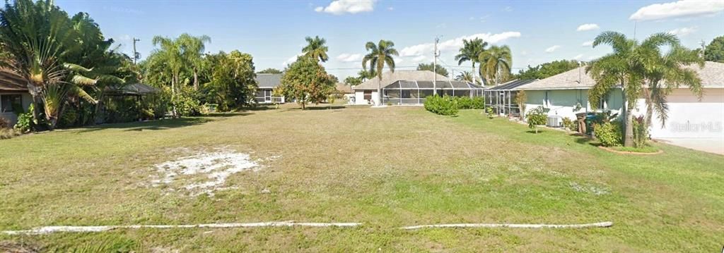 En Venta: $100,500 (0.23 acres)