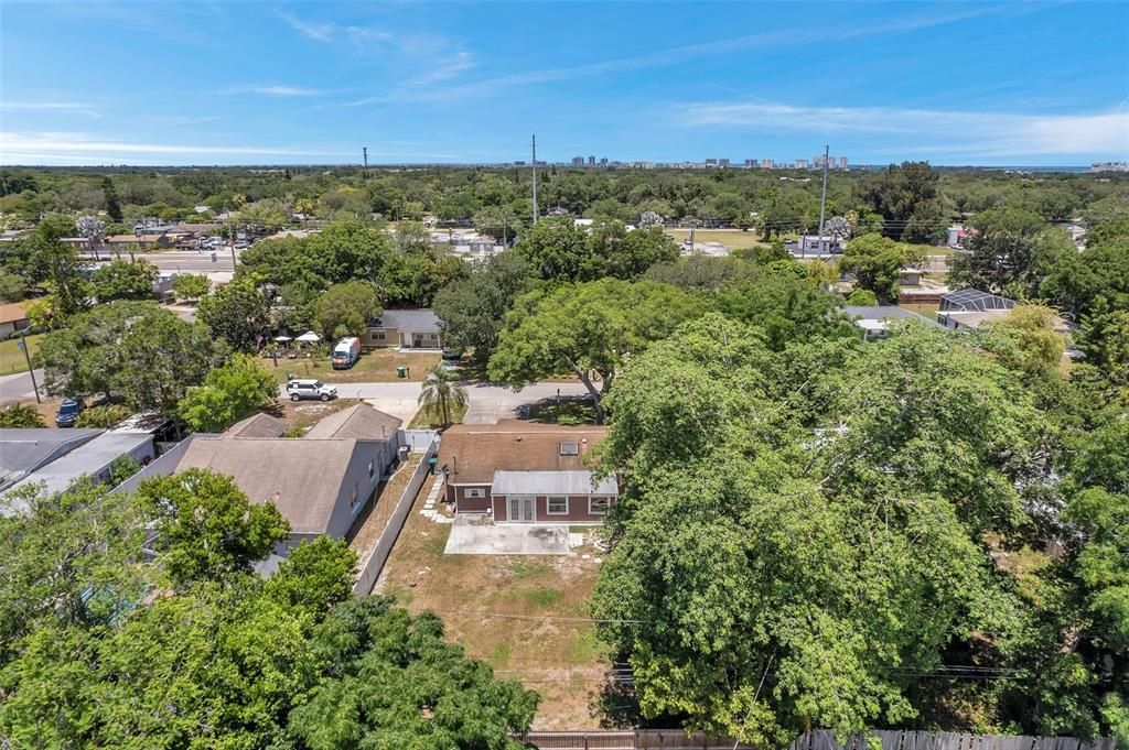 Active With Contract: $300,000 (4 beds, 2 baths, 1686 Square Feet)