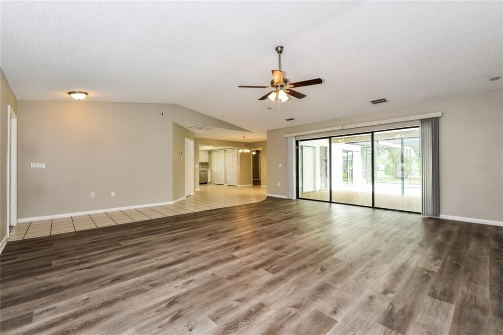 For Rent: $2,785 (3 beds, 2 baths, 1737 Square Feet)
