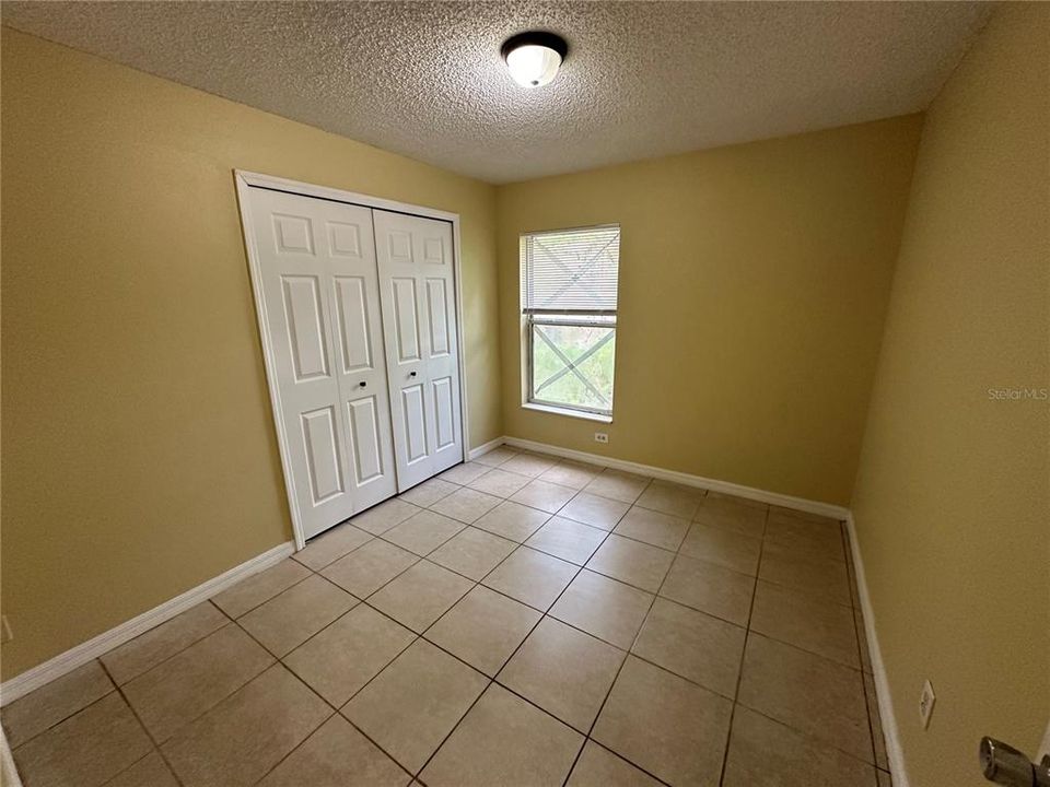 For Rent: $1,800 (3 beds, 2 baths, 1084 Square Feet)