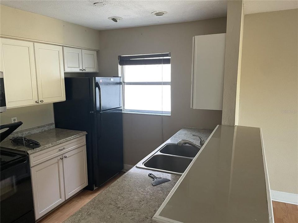 For Sale: $178,000 (3 beds, 1 baths, 1520 Square Feet)