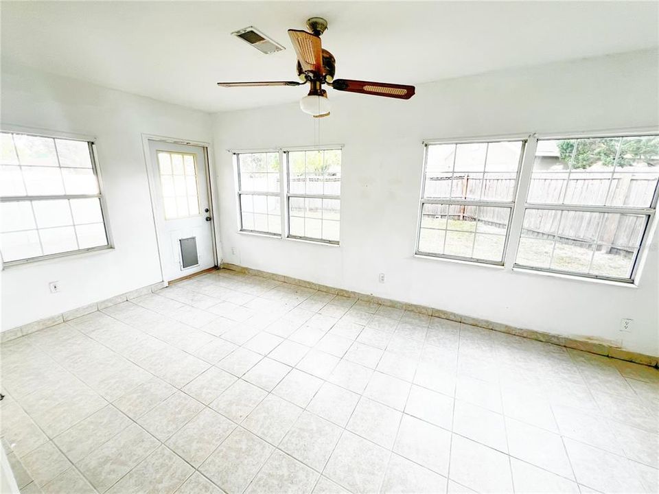 For Sale: $430,000 (3 beds, 2 baths, 2034 Square Feet)