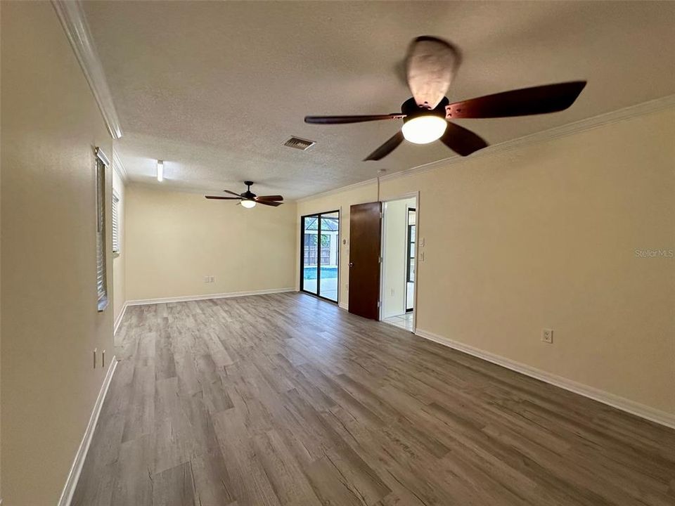 For Rent: $2,600 (3 beds, 2 baths, 2227 Square Feet)