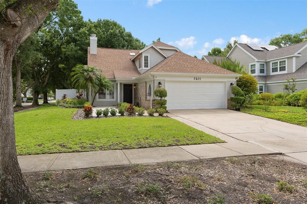 For Sale: $459,000 (3 beds, 2 baths, 1709 Square Feet)