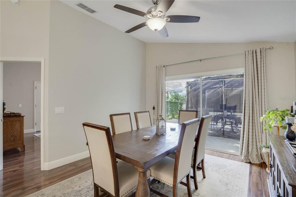 Active With Contract: $425,000 (3 beds, 2 baths, 1518 Square Feet)