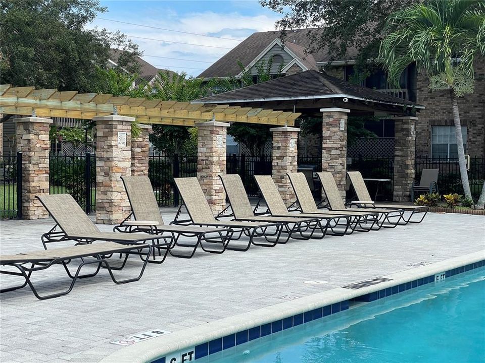 Inviting Pool Area w/Grills