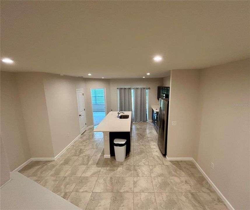 For Rent: $2,400 (3 beds, 2 baths, 1632 Square Feet)