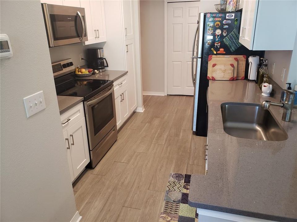 For Rent: $2,495 (2 beds, 2 baths, 1152 Square Feet)