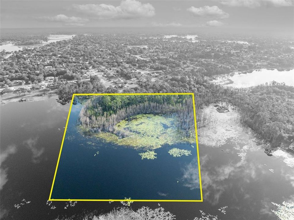 На продажу: $164,900 (11.11 acres)