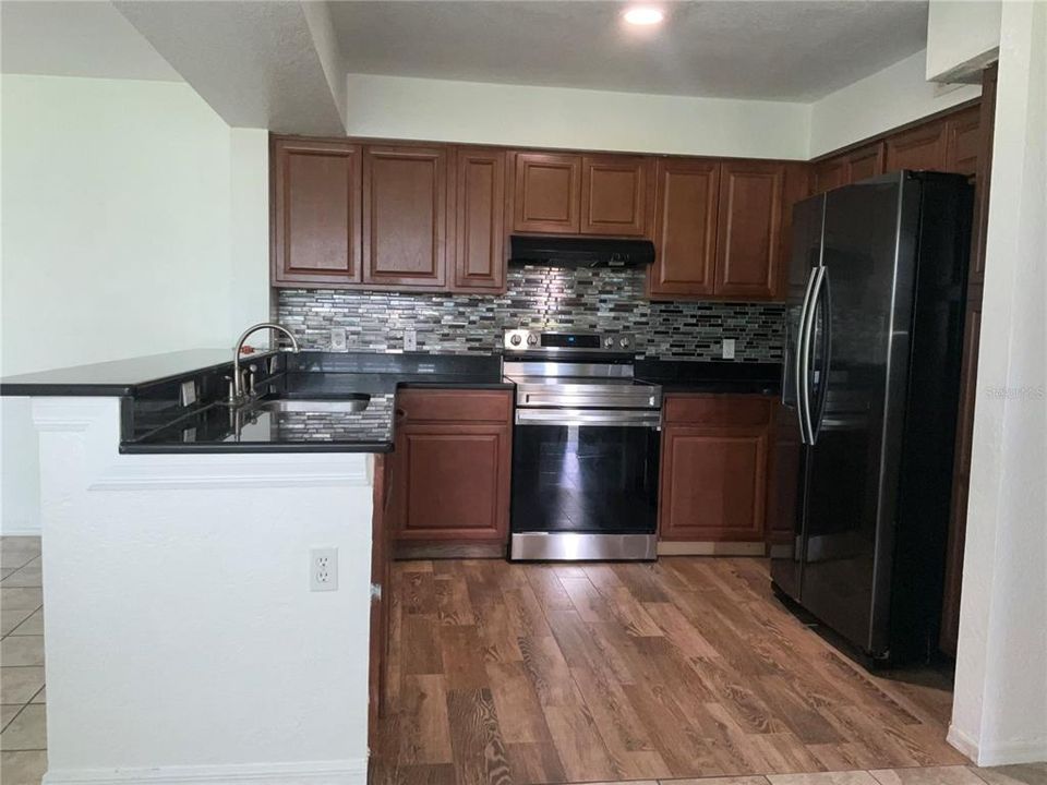 For Rent: $1,850 (2 beds, 2 baths, 1288 Square Feet)