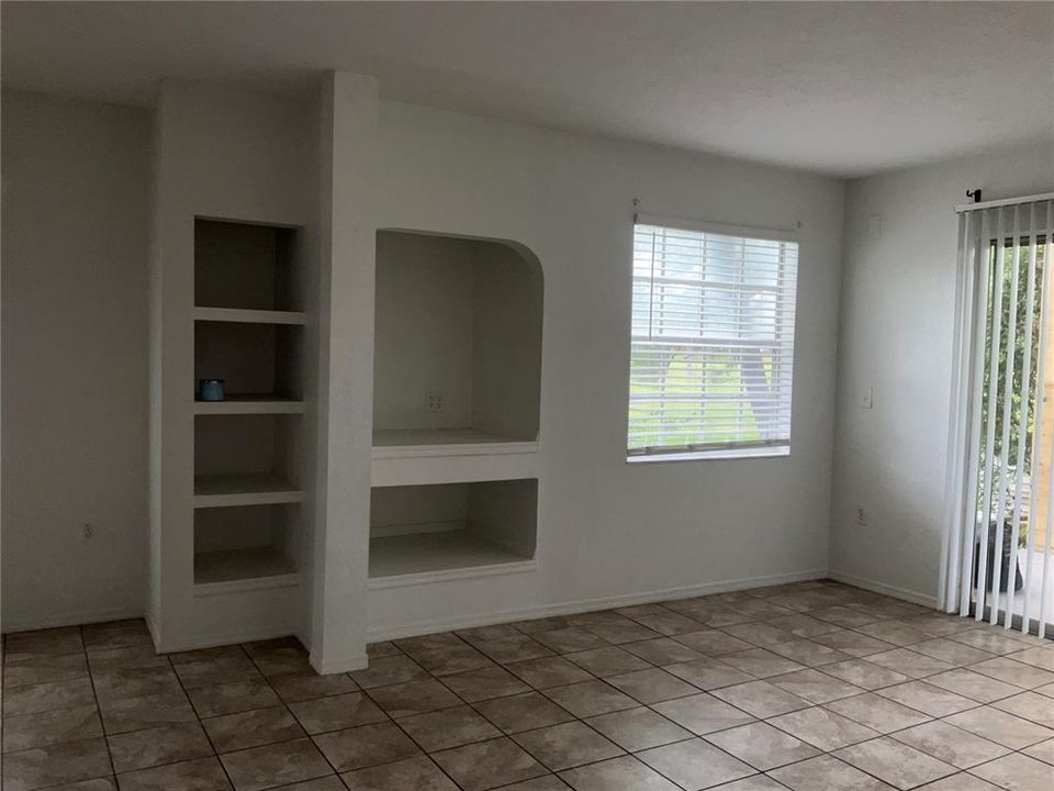 For Rent: $1,850 (2 beds, 2 baths, 1288 Square Feet)