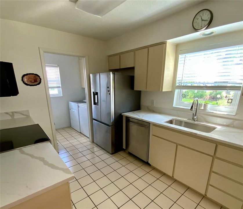 For Sale: $189,900 (2 beds, 2 baths, 1248 Square Feet)