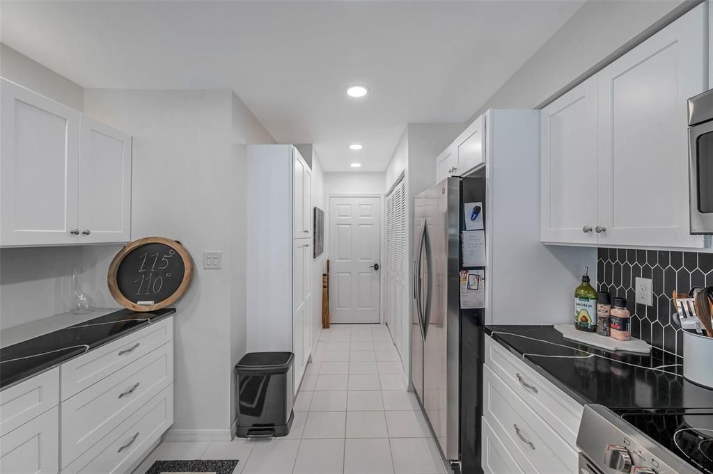 For Sale: $347,000 (3 beds, 2 baths, 1487 Square Feet)