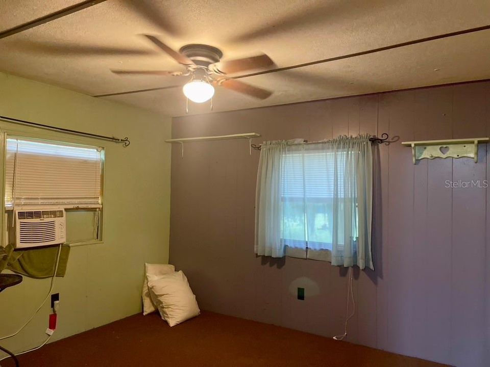 Vendido Recientemente: $97,000 (3 camas, 2 baños, 1152 Pies cuadrados)