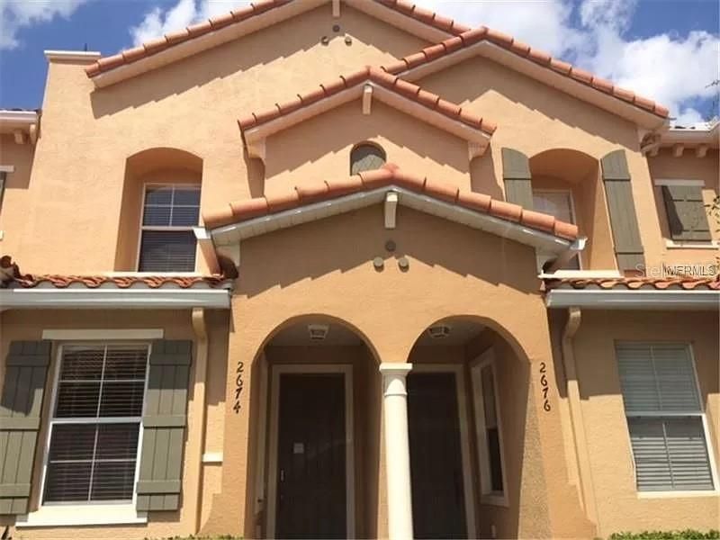 En Venta: $299,000 (3 camas, 3 baños, 1187 Pies cuadrados)