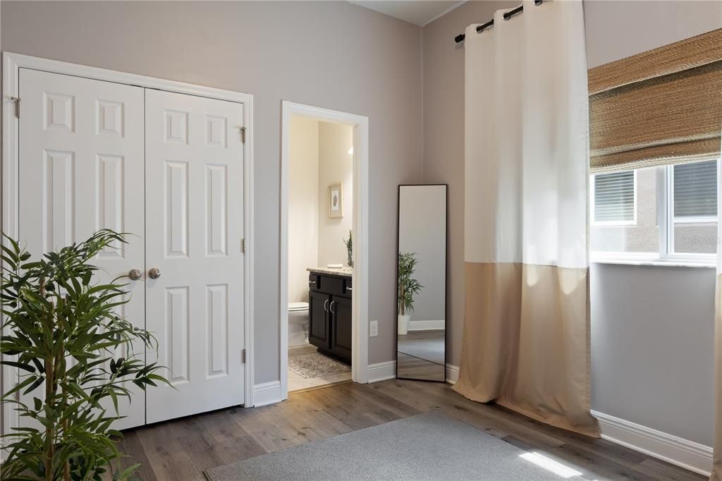 Guest Bedroom 3 with new flooring 2022