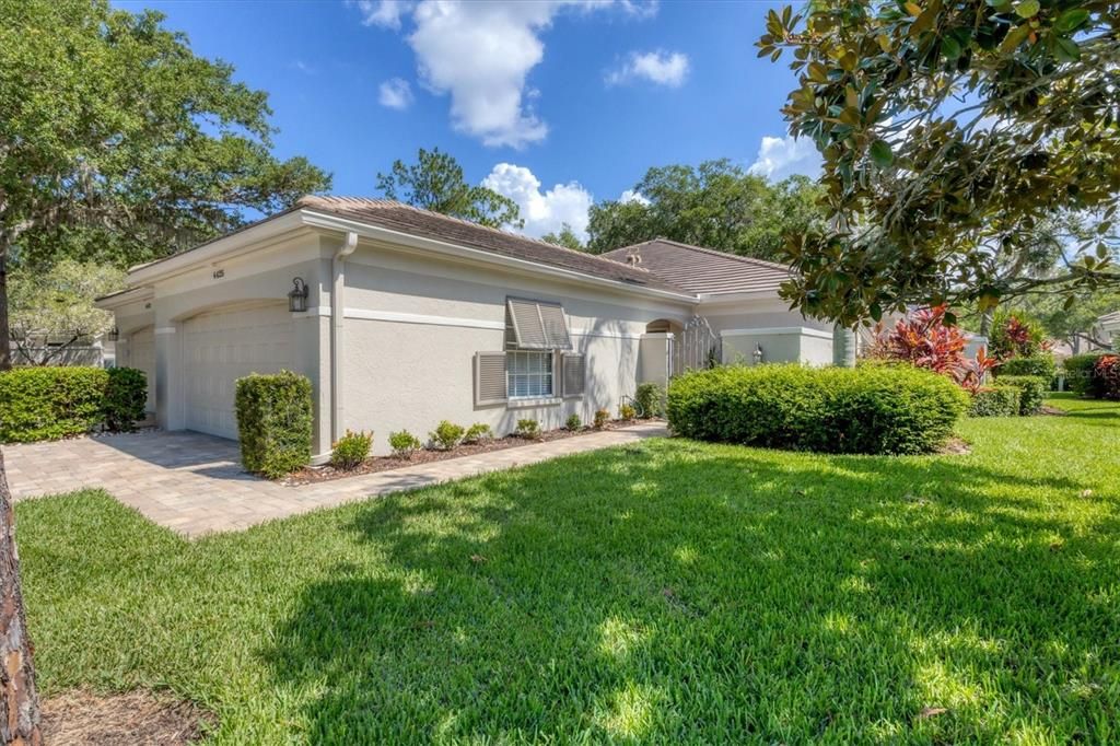 For Sale: $549,000 (3 beds, 2 baths, 1868 Square Feet)