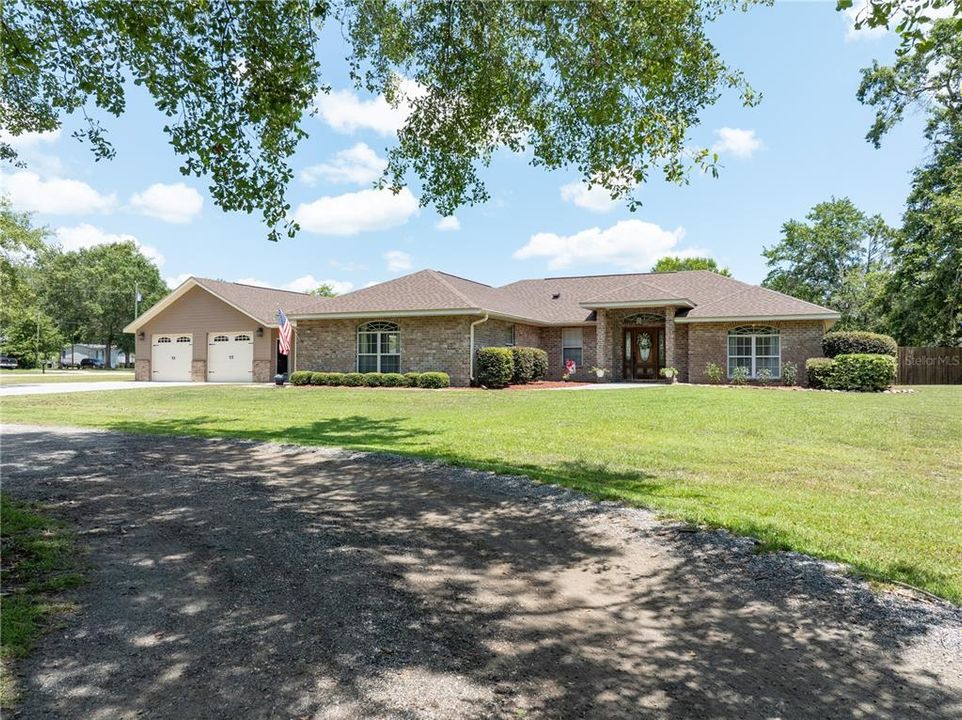 For Sale: $465,000 (3 beds, 2 baths, 2273 Square Feet)