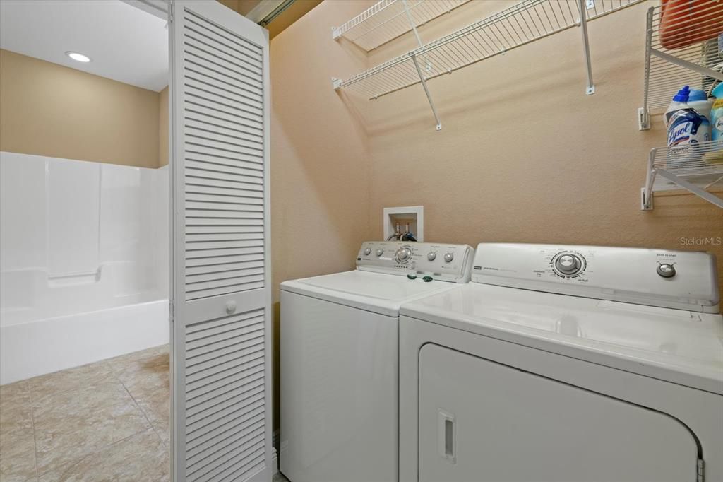 待售: $370,000 (3 贝兹, 2 浴室, 1479 平方英尺)