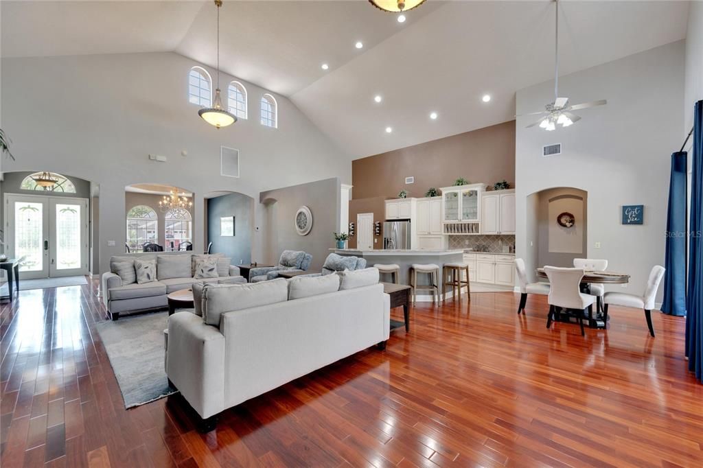 Great Room Kitchen Dinette