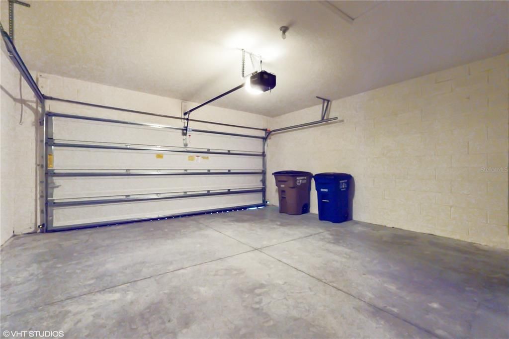 For Sale: $367,000 (3 beds, 2 baths, 1747 Square Feet)