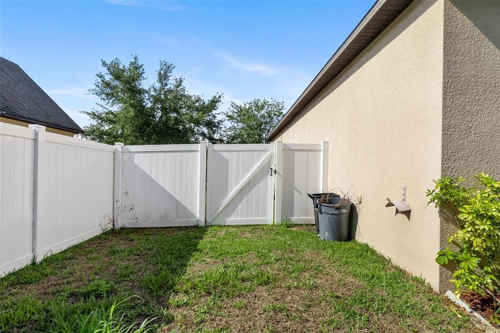 For Sale: $360,000 (3 beds, 2 baths, 1445 Square Feet)