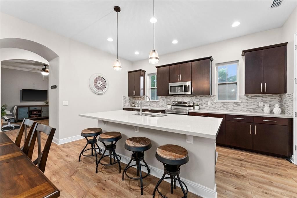 Eat In Kitchen Island