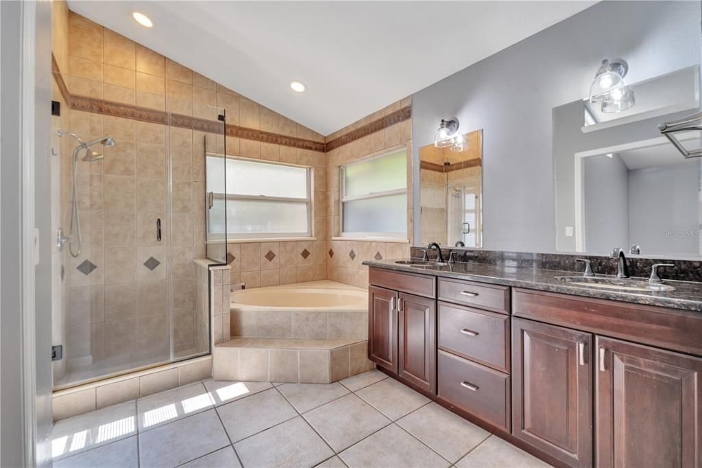 Active With Contract: $445,000 (4 beds, 2 baths, 1984 Square Feet)