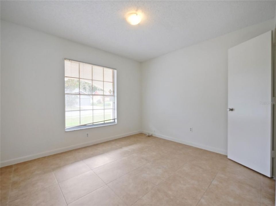 For Sale: $369,000 (3 beds, 2 baths, 1543 Square Feet)