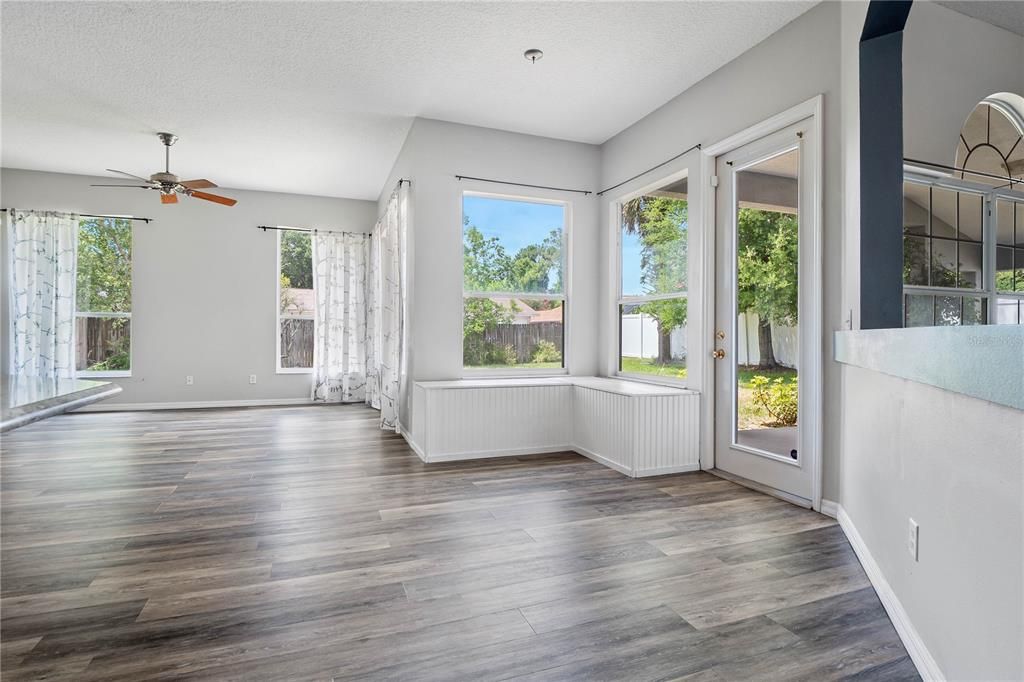 Active With Contract: $369,900 (4 beds, 2 baths, 2470 Square Feet)