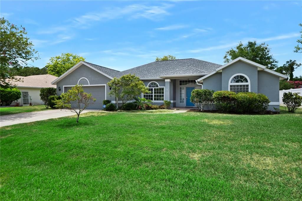 Active With Contract: $369,900 (4 beds, 2 baths, 2470 Square Feet)