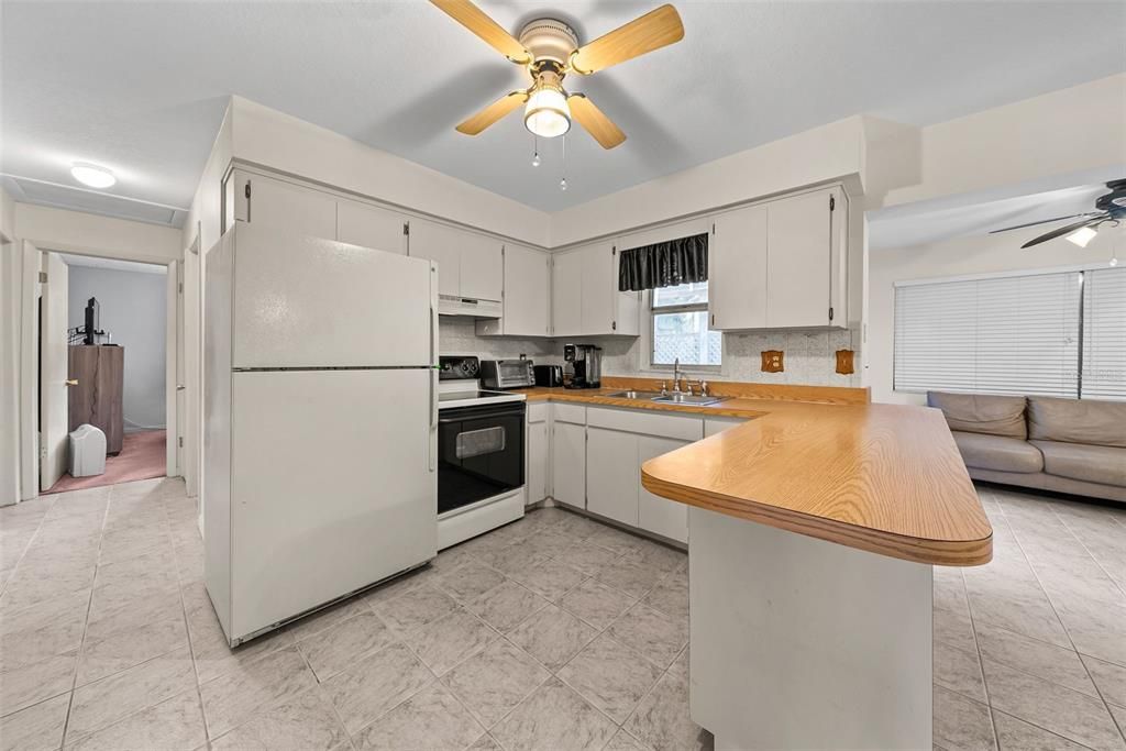 Kitchen with island