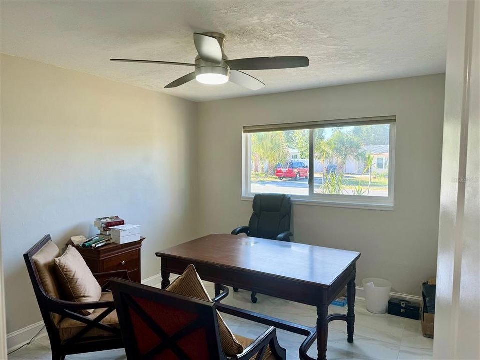 Active With Contract: $3,995 (4 beds, 2 baths, 2142 Square Feet)