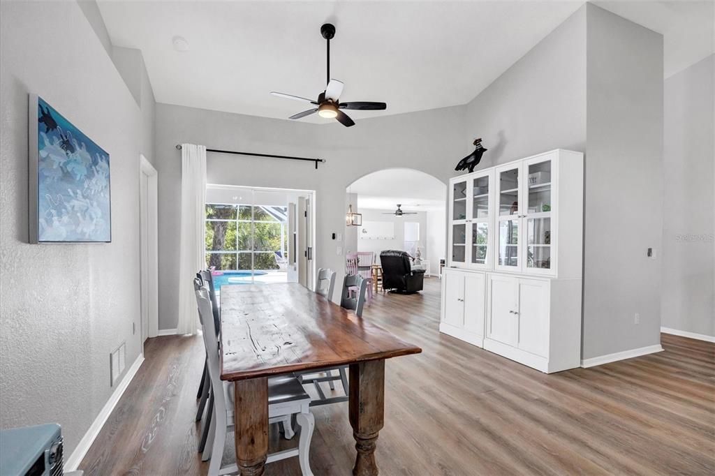 For Sale: $468,000 (4 beds, 2 baths, 2114 Square Feet)